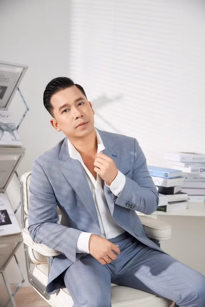 "Làm nghệ thuật mà thành công thì sướng nhất rồi, còn đòi gì nữa".