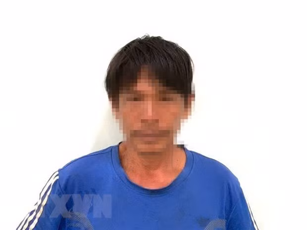Binh Duong: Bat giu khan cap doi tuong hiep dam be gai 7 tuoi hinh anh 1