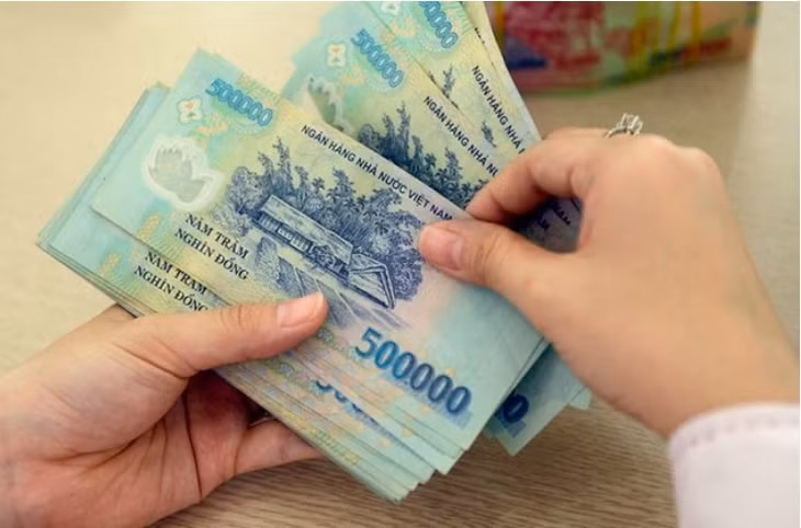 Tiền lương thử việc của người lao động làm việc tại đơn vị công an ít nhất phải bằng 85% mức lương của công việc đó. Ảnh minh hoạ: VGP.