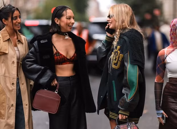 4 loi khuyen ve cach an mac hop mot tu chuyen gia thoi trang Hollywood hinh anh 2