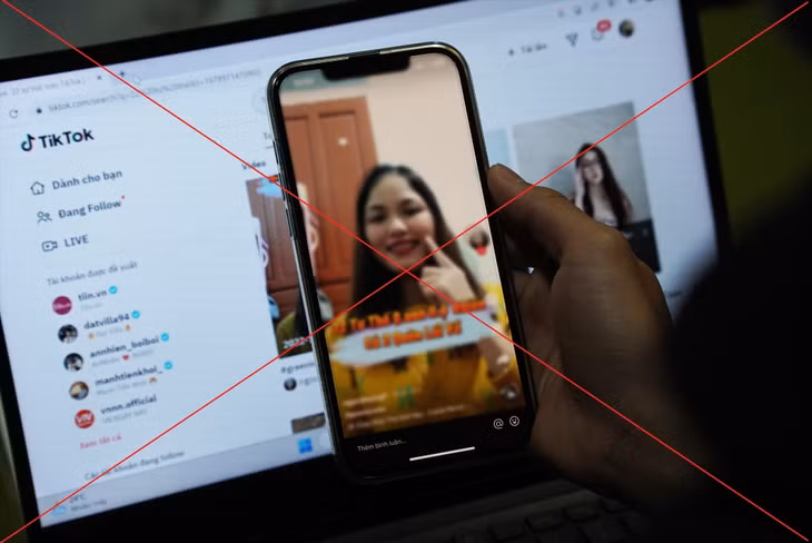 Mạng xã hội TikTok đang khiến nhiều phụ huynh Việt Nam lo ngại khi video chứa nội dung bẩn ngang nhiên lách luật và xuất hiện trên nền tảng mà con em họ sử dụng hàng ngày. Ảnh: Hữu Chánh