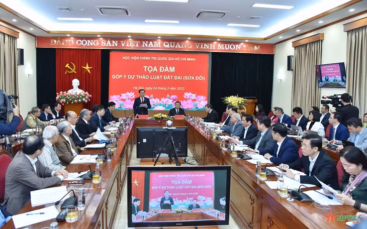 Quang cảnh tọa đàm. Ảnh: LÂM HIỂN
