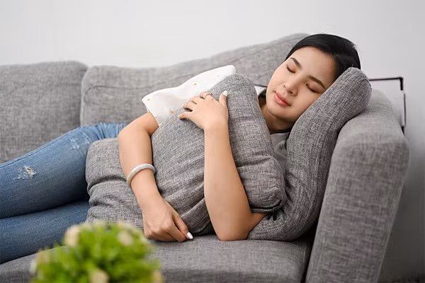 Ngủ trưa trong khoảng 20-30 phút giúp bạn tỉnh táo. Ảnh minh họa: Freepik