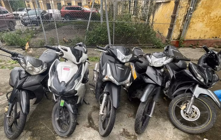 Xe máy các đối tượng sử dụng để đi cướp. Ảnh: Bá Dương