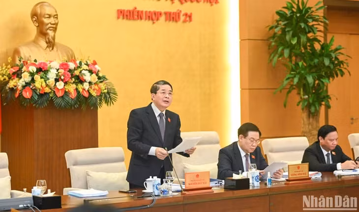 Phó Chủ tịch Quốc hội Nguyễn Đức Hải điều hành nội dung thảo luận về dự án Luật Giá (sửa đổi). (Ảnh: DUY LINH)