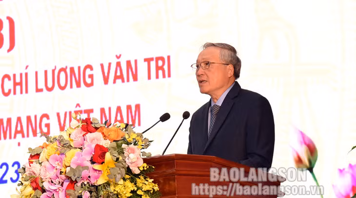 Đồng chí Nguyễn Hòa Bình, Ủy viên Bộ Chính trị, Bí thư Trung ương Đảng, Chánh án Tòa án Nhân dân tối cao phát biểu tại Lễ kỷ niệm