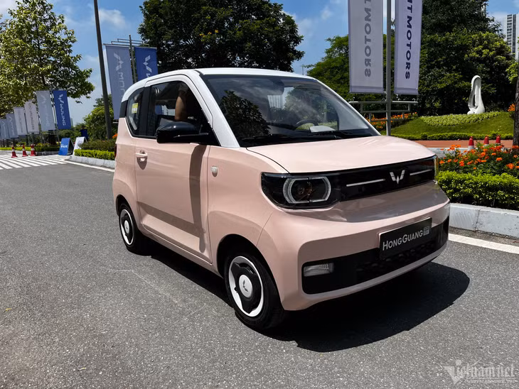 Xe điện mini Trung Quốc Wuling chốt giá từ 239 triệu, cao hơn kỳ vọng ảnh 1