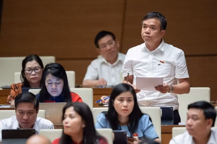 Đại biểu Nguyễn Tiến Nam - Đoàn đại biểu Quốc hội tỉnh Quảng Bình. (Ảnh: quochoi.vn)
