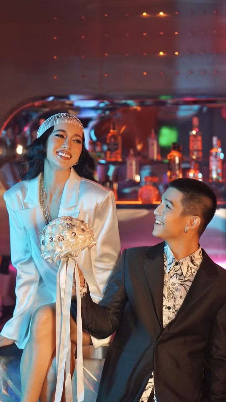 Bộ ảnh cưới độc đáo của cặp đôi.