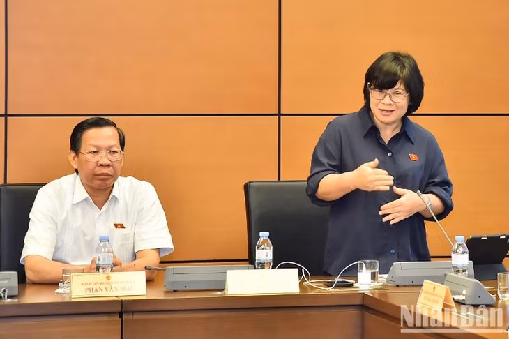 Đại biểu Văn Thị Bạch Tuyết (TP Hồ Chí Minh). (Ảnh: THỦY NGUYÊN)