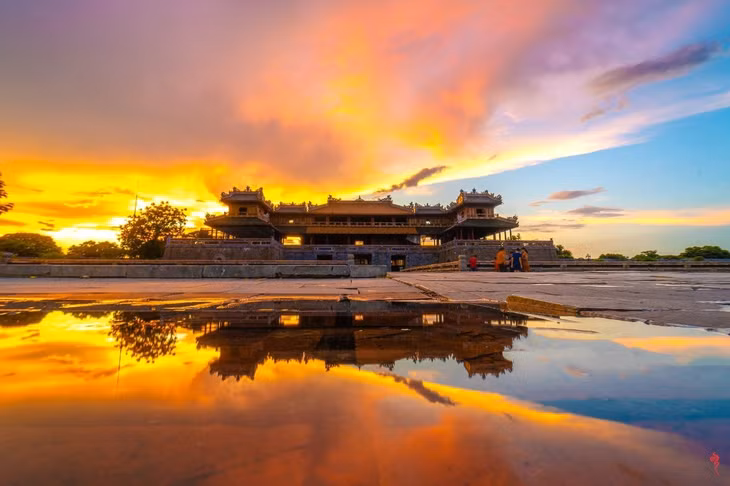 Hoàng hôn buông trên cố đô Huế. Ảnh: Sở Du lịch Thừa Thiên Huế