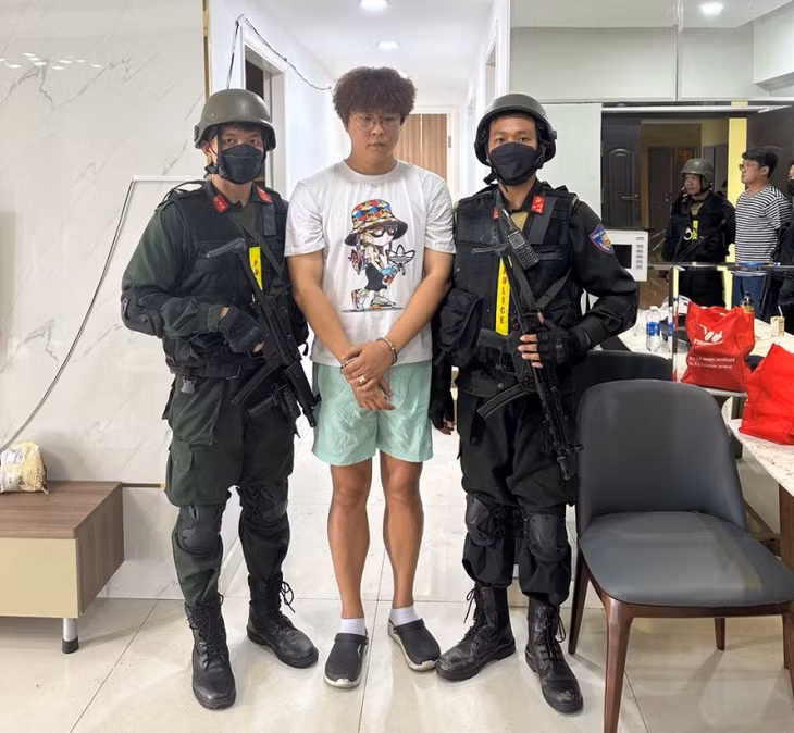 Công an Việt Nam bắt 3 đối tượng "truy nã đỏ" của Interpol ảnh 1