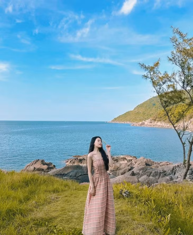 Chiêm ngưỡng bãi đá hoang sơ, đẹp như ‘chốn tiên cảnh’ ở Đà Nẵng - 9