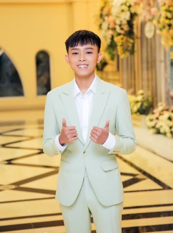 Hồ Văn Cường bị chê hết thời, khán giả lên tiếng - Ảnh 3.