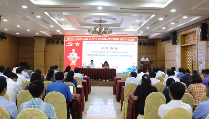 Quang cảnh hội nghị.