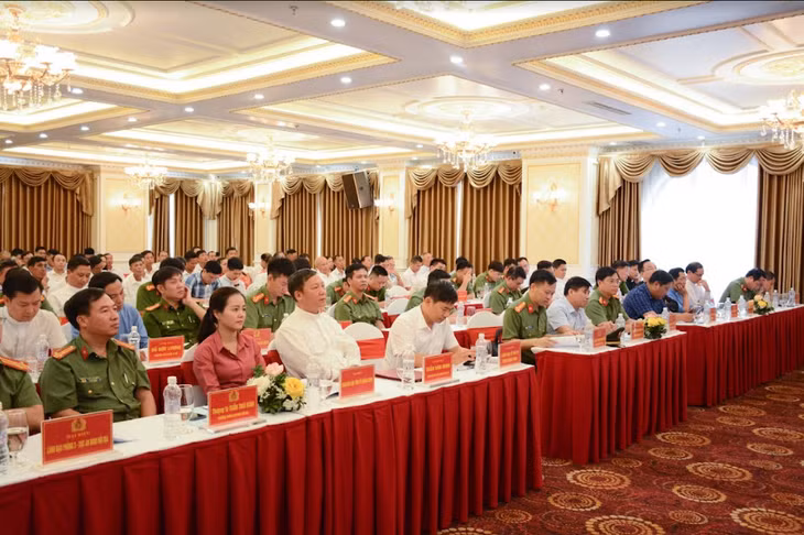 Quang cảnh hội nghị