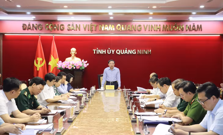 Đồng chí Nguyễn Xuân Ký, Ủy viên Trung ương Đảng, Bí thư Tỉnh ủy, Chủ tịch HĐND tỉnh kết luận hội nghị.