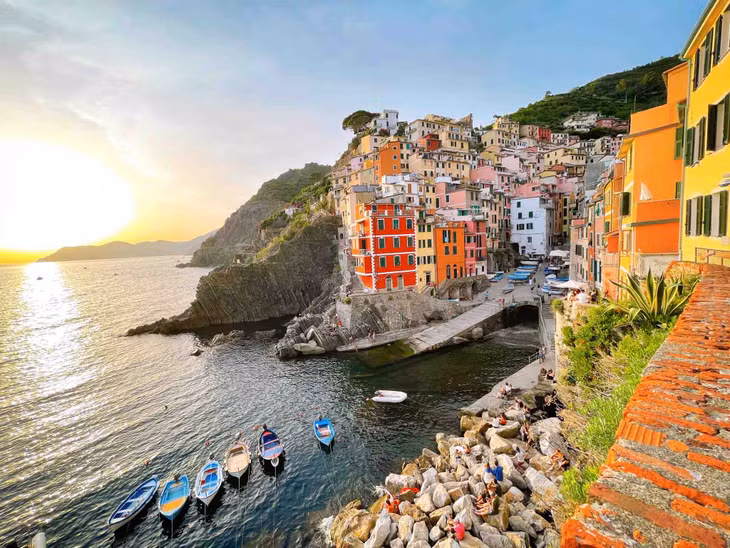 Cinque Terre – khu vực bao gồm 5 làng chài là Riomaggiore, Manarola, Corniglia, Vernazza và Monterosso. Ảnh: Billy Ngo