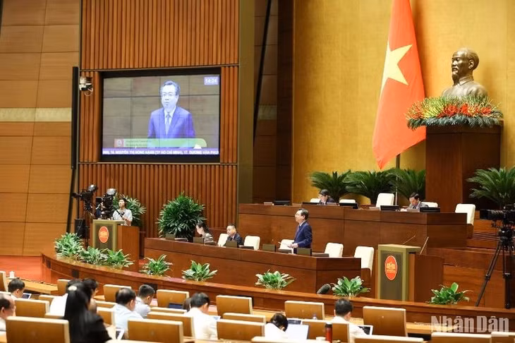 Quang cảnh phiên họp của Quốc hội chiều 23/6. (Ảnh: DUY LINH)
