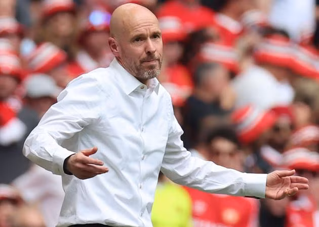 Man United im hơi lặng tiếng trên TTCN.