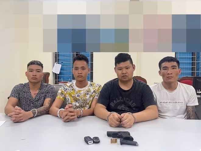 Các đối tượng và tang vật
