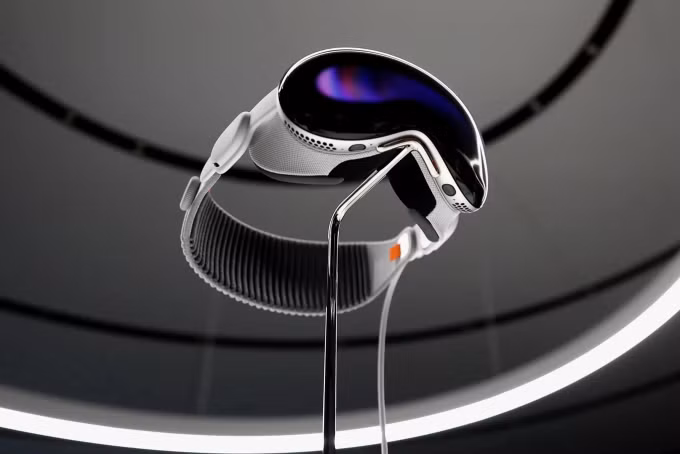 Kính thông minh Vision Pro của Apple. Ảnh: Wired