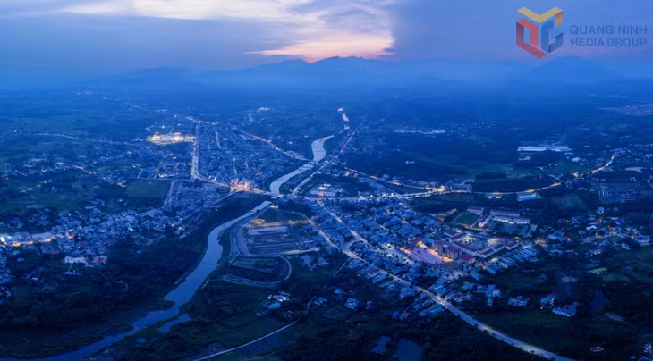 Một góc xã Đầm Hà nhìn từ trên cao.