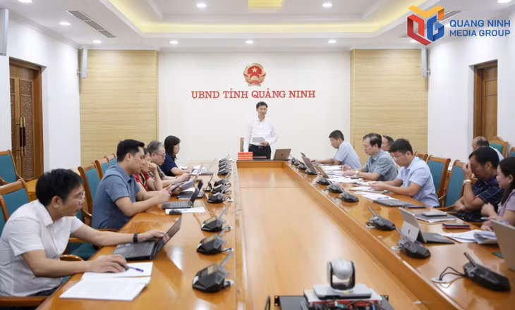 Phó Chủ tịch UBND tỉnh Nguyễn Văn Công phát biểu kết luận hội nghị.