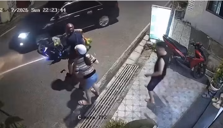 Sau khi gây tai nạn, tài xế Toàn tăng ga rời khỏi hiện trường.
