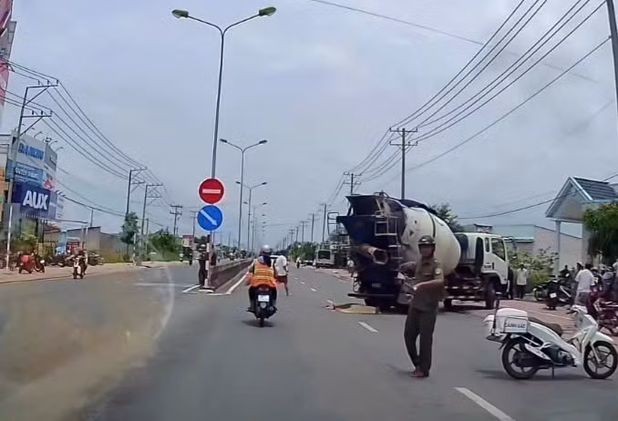 Lực lượng chức năng bảo vệ hiện trường