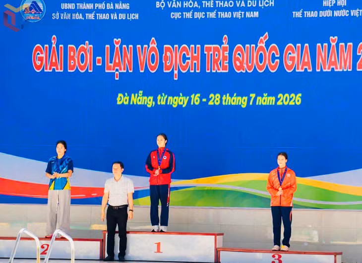 VĐV Đặng Thị Tâm giành HCV ở nội dung lặn 50m vòi hơi chân vịt về cho Quảng Ninh.