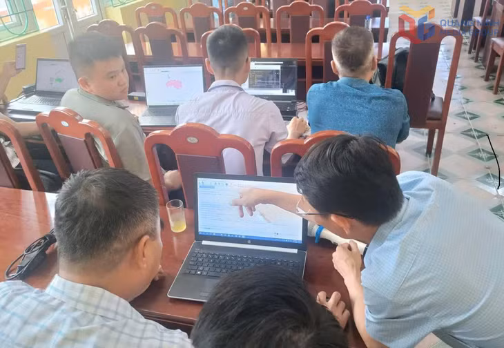 Lớp tập huấn sử dụng ứng dụng SMART trong quản lý, bảo vệ rừng.&nbsp;Ảnh: Đơn vị cung cấp.