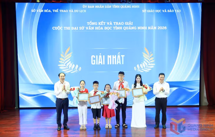 5 thí sinh xuất sắc đoạt giải Nhất tại cuộc thi.