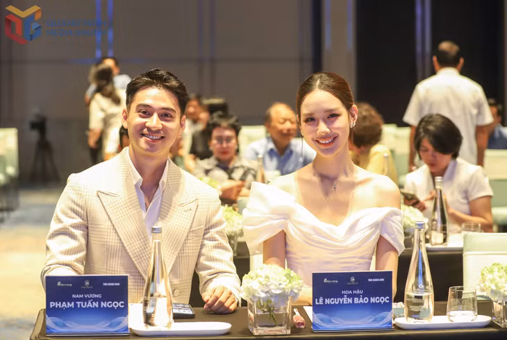 Hoa hậu Lê Nguyễn Bảo Ngọc và Nam vương Phạm Tuấn Ngọc.