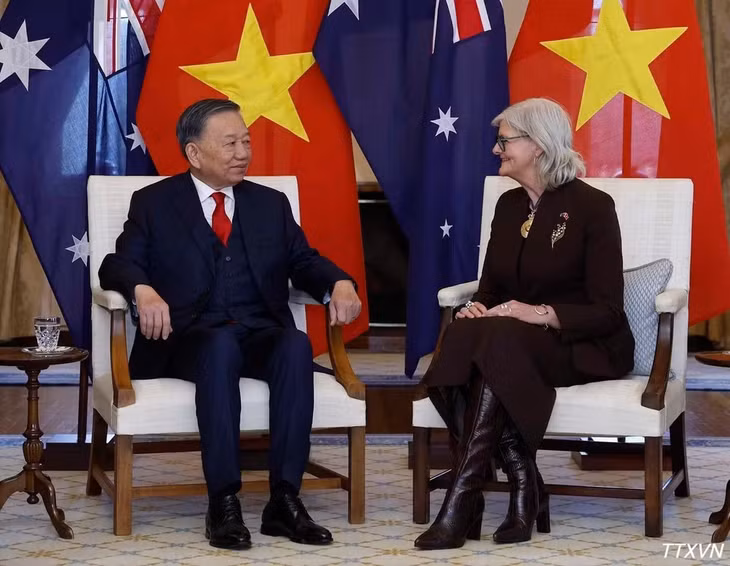 Tổng Bí thư, Chủ tịch nước Tô Lâm hội kiến Toàn quyền Australia Sam Mostyn tại Lễ đón. ̣(Ảnh: TTXVN)