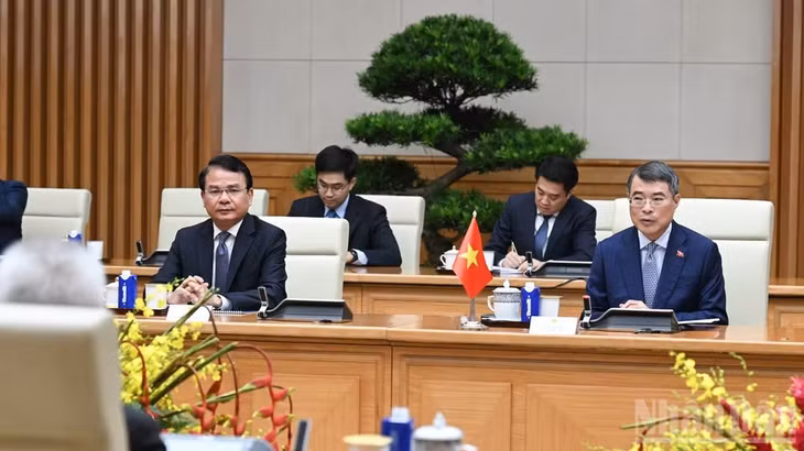 Thủ tướng Chính phủ Lê Minh Hưng phát biểu ý kiến tại buổi hội kiến. (Ảnh: Trần Hải)