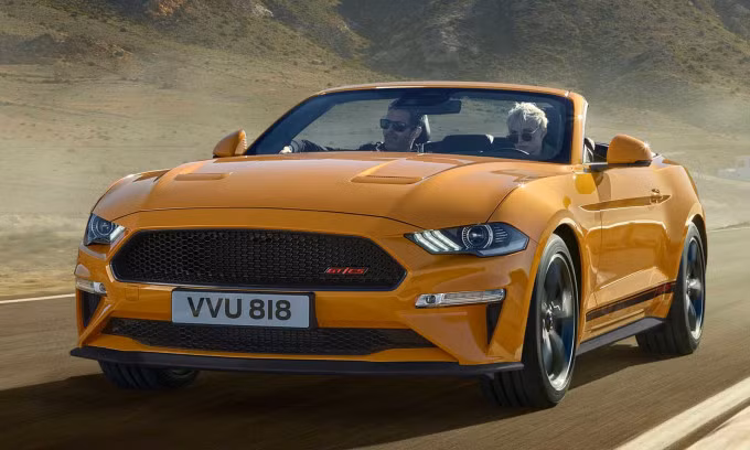 Mustang mui trần phiên bản đặc biệt California 2022. Ảnh: Ford