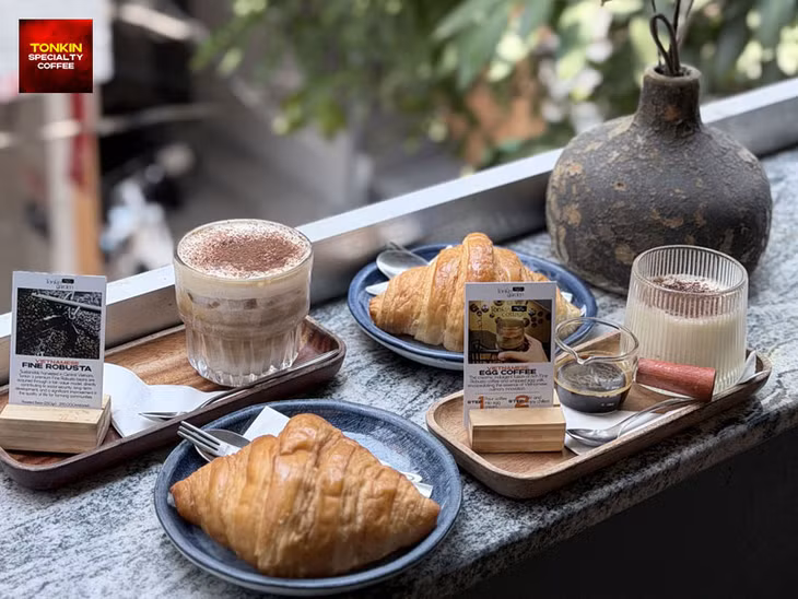 Quán cà phê ngon tại trung tâm TP.HCM, Tonkin Coffee ảnh 2