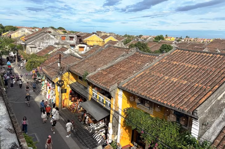 Hội An là một trong những điểm đến thu hút đông đảo du khách trong mùa hè. Ảnh: Trần Thi