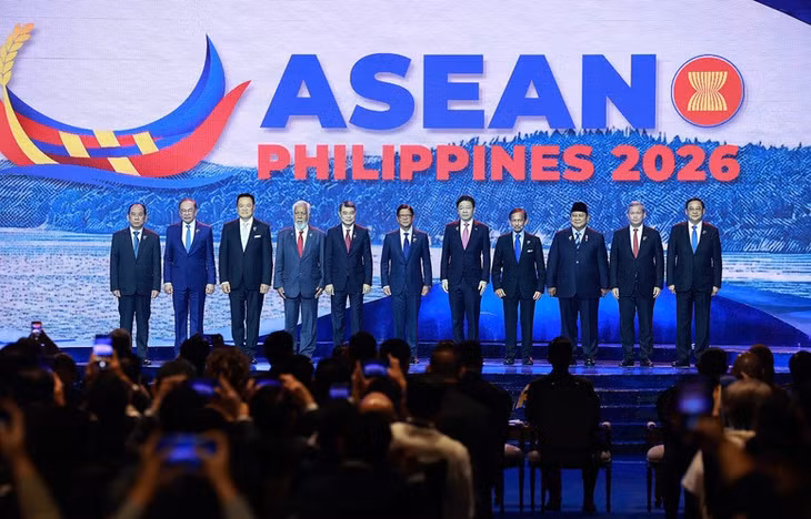 Trưởng đoàn các nước ASEAN tham dự phiên khai mạc Hội nghị Cấp cao ASEAN lần thứ 48 - Ảnh: VGP/Nhật Bắc