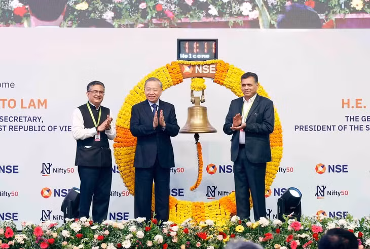 Tổng Bí thư, Chủ tịch nước Tô Lâm đến thăm và rung chuông khai mạc phiên giao dịch tại Sàn Giao dịch Chứng khoán Quốc gia Ấn Độ (NSE).