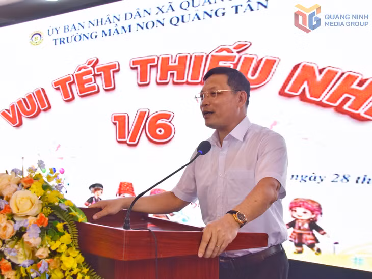 Đồng chí Nghiêm Xuân Cường, Tỉnh uỷ viên, Phó Chủ tịch HĐND tỉnh, phát biểu tại chương trình.