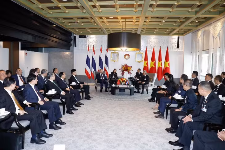 Tổng Bí thư, Chủ tịch nước Tô Lâm hội kiến Chủ tịch Quốc hội Thái Lan Sophon Saram. (Ảnh: TTXVN)