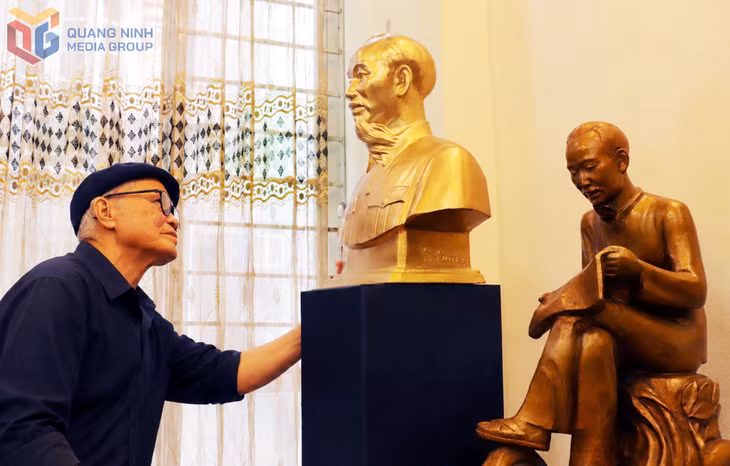 Nhà điêu khắc Kiều Sỹ Khuê đã dành cả quãng đời sáng tác của mình khắc họa hình tượng Bác Hồ.