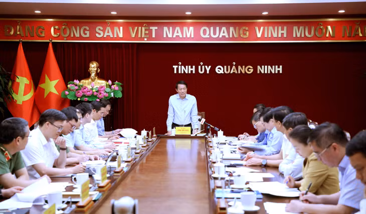 Quang cảnh hội nghị thông qua dự thảo kết quả kiểm tra, giám sát (đợt 2) của Bộ Chính trị, Ban Bí thư đối với Ban Thường vụ Tỉnh ủy Quảng Ninh.