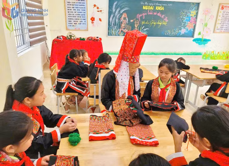 Đường Hoa chú trọng bảo tồn, phát huy giá trị văn hóa, “truyền lửa” cho thế hệ trẻ gìn giữ bản sắc các dân tộc trên địa bàn.