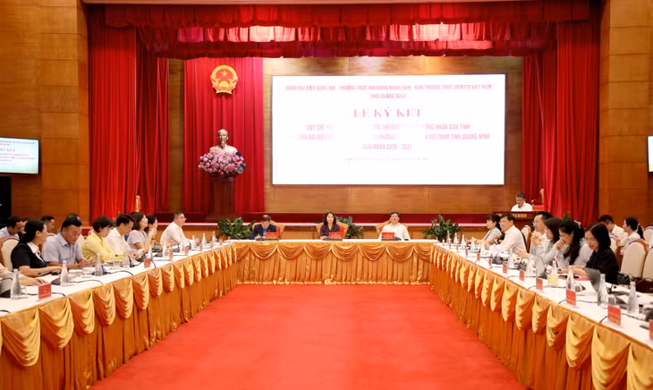 Quang cảnh lễ ký kết.