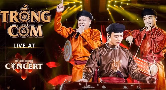 "Trống cơm" được biểu diễn ở các sân khấu lớn, concert quy mô của Anh trai vượt ngàn chông gai. Ảnh: Nhà sản xuất