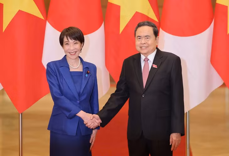Chủ tịch Quốc hội Trần Thanh Mẫn hội kiến Thủ tướng Nhật Bản Takaichi Sanae - Ảnh: VGP/Nhật Bắc