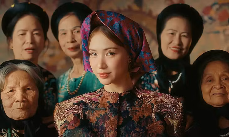 Hòa Minzy nổi bật với MV “Bắc Bling” đạt hơn 300 triệu lượt xem trên YouTube. Ảnh cắt từ MV